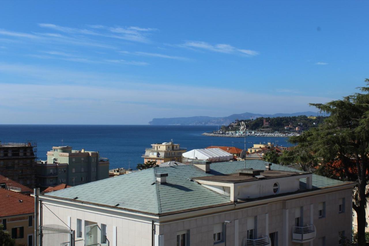 Hotel Palace Varazze Exteriör bild